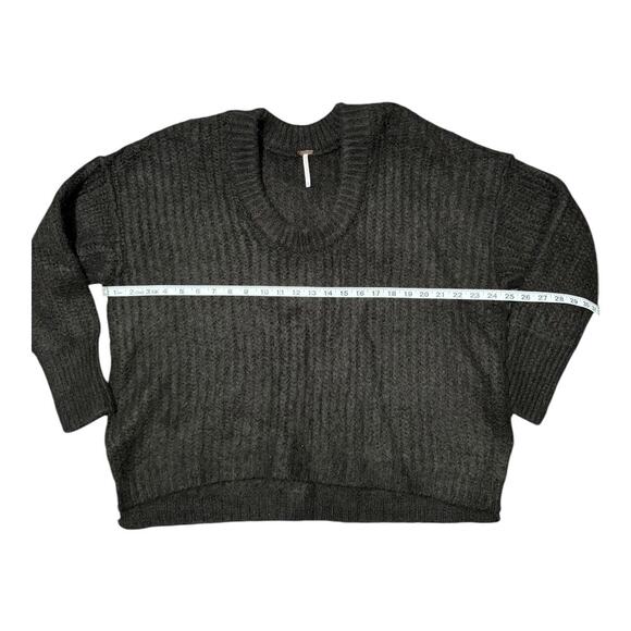 Free People Dark Gray/Black Chunky Oversized Sweater - Size XS - Picture 4 of 6